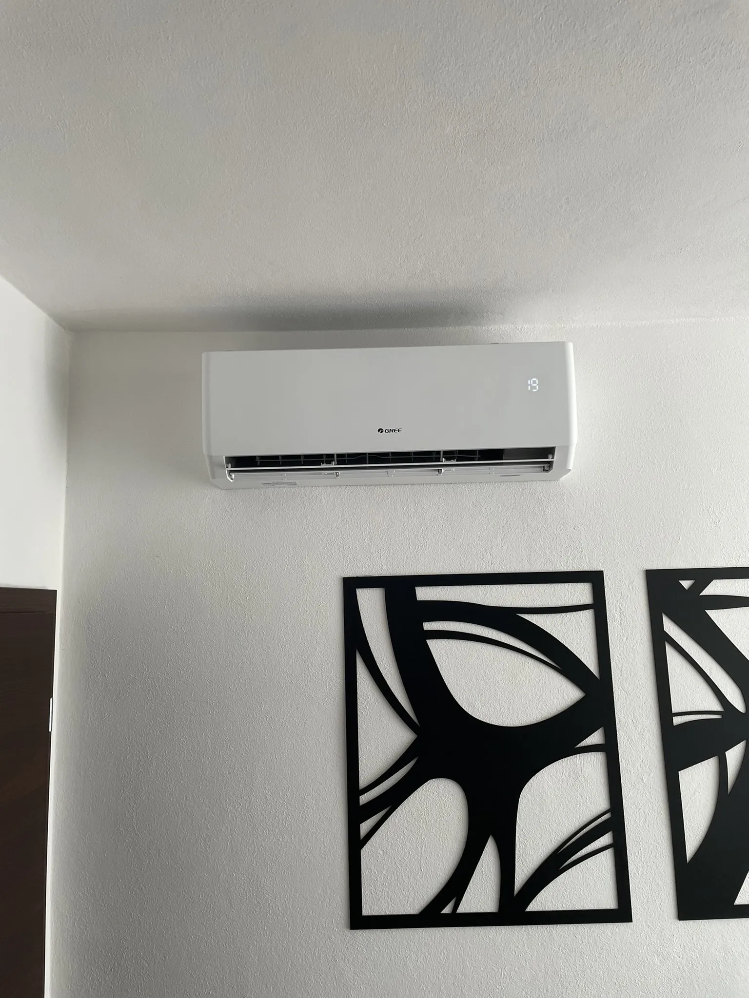 Ukážka profesionálnej montáže klimatizácie v Leviciach a okolí